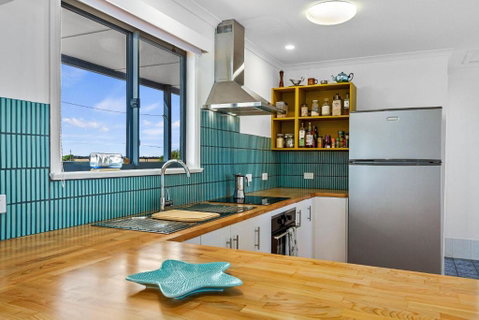 Halcyon Hardwicke Bay - Hervey Bay Accommodation 1