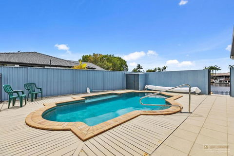 HALYCON HOUSE - Tourism Hervey Bay 3