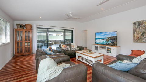 Hamilton House - Hervey Bay Accommodation 2