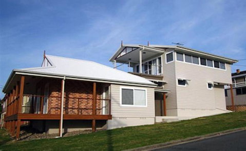 Hampstead, 32 Main Street - Hervey Bay Accommodation 0