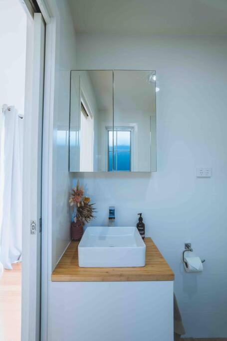 Hampton Bliss Kiama - Hervey Bay Accommodation 1