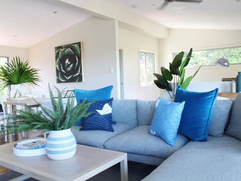 Hamptons By The Bay - Hervey Bay Accommodation 2