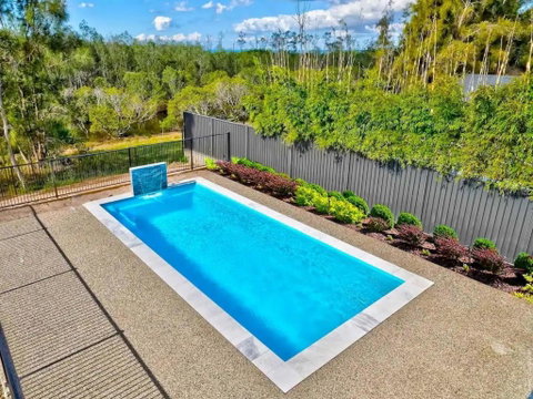 Hamptons House - Hervey Bay Accommodation 3