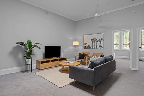 Haven On Hunter 500m To Civic Theatre - Hervey Bay Accommodation 0