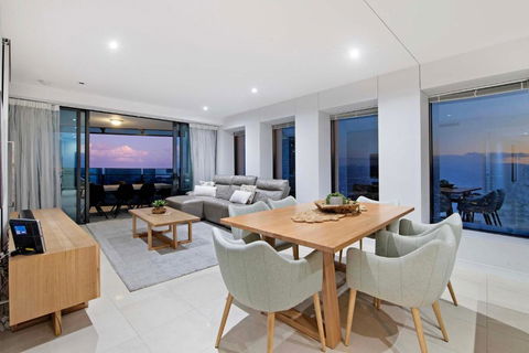 GUARANTEED OCEAN VIEW - Level 16 And Up - Soul Surfers Paradise - Self Contained &Privately Managed - Tourism Hervey Bay 4