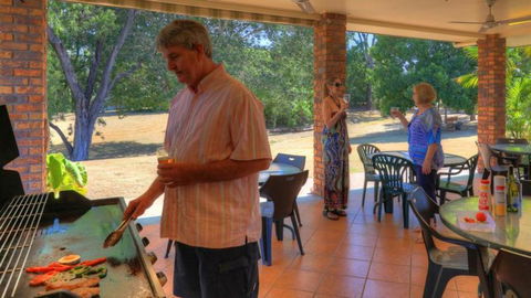 Heritage Lodge Motel - Hervey Bay Accommodation 2