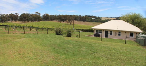 Hill Cottage Hahndorf - Hervey Bay Accommodation 0