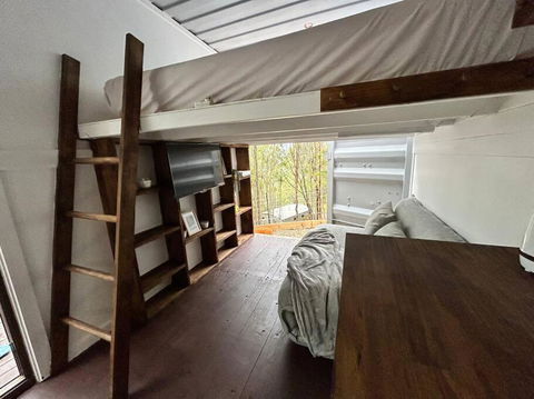 Hill Dweller Hideout - Hervey Bay Accommodation 3