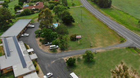 Hilldrop Motor Inn - Hervey Bay Accommodation 1