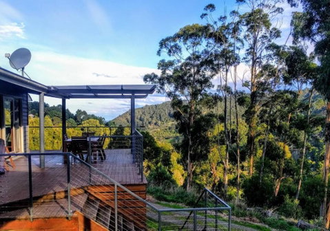 HILLSIDE HOUSE - Hervey Bay Accommodation 0