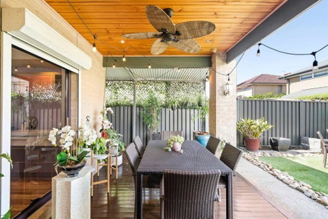 Home & Theatre, Golf, Highpoint - Tourism Hervey Bay 2