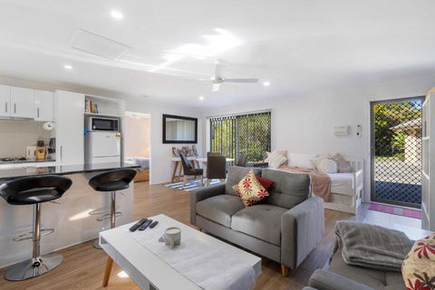 Hinterland Breakfast Deal - First Night! - Tourism Hervey Bay 0
