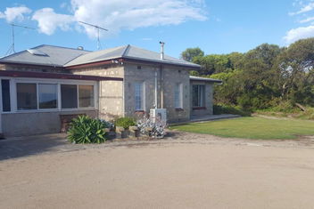 Hillocks Drive with Tourism Hervey Bay