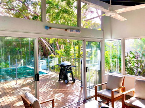 Ibis 3 House - Hervey Bay Accommodation 1