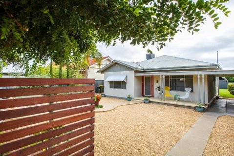 Indulge Homes - 77 Olive - Hervey Bay Accommodation 0