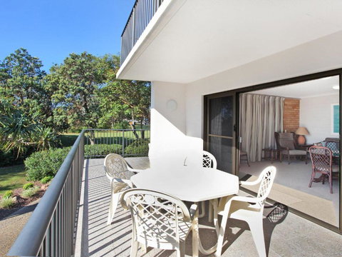 Illawong 4 - Hervey Bay Accommodation 3