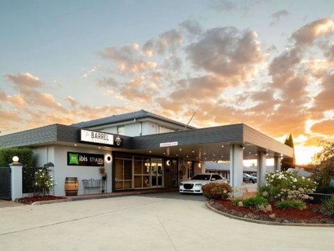 Ibis Styles Orange - Hervey Bay Accommodation 0