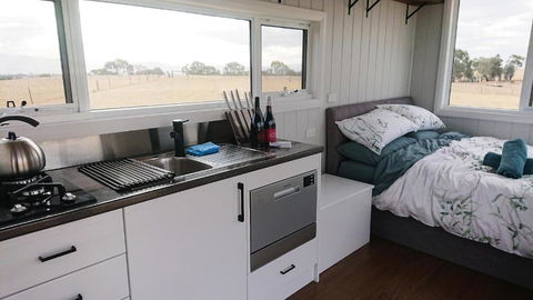 Hounds Run Vineyard - Tiny House In The Grampians - Tourism Hervey Bay 2