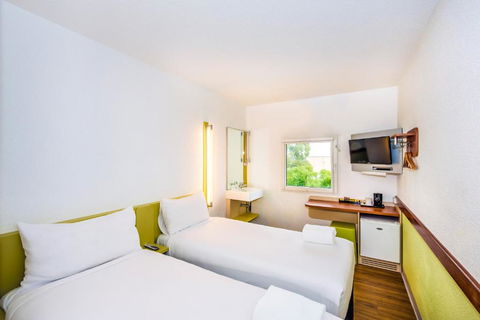 Ibis Budget - St Peters - Hervey Bay Accommodation 3