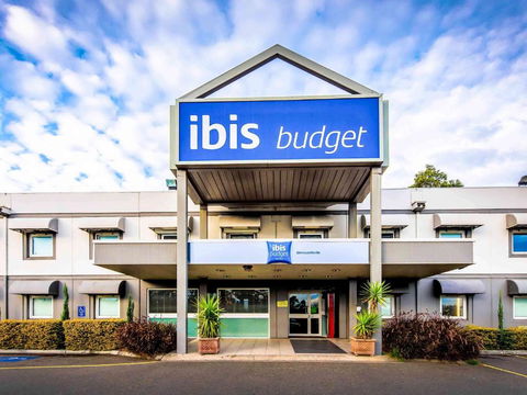Ibis Budget Wentworthville - Hervey Bay Accommodation 0