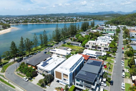 Iconic Burleigh Heads Luxury Villa - Hervey Bay Accommodation 2