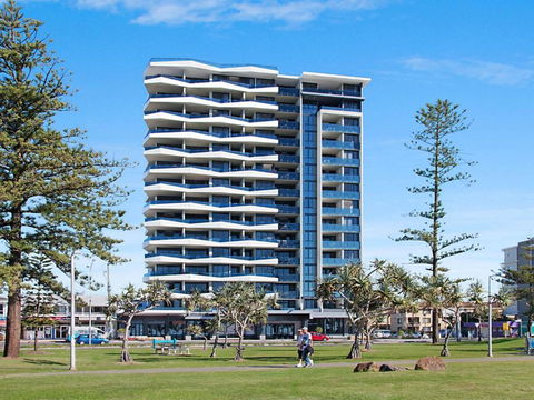 Iconic Apartments 704 - Hervey Bay Accommodation 2
