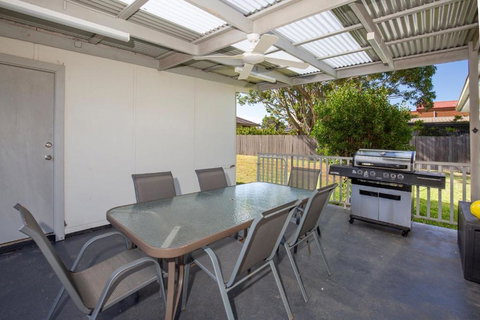 Idle Hours Pet Friendly 5 Mins Walk To Beach - Hervey Bay Accommodation 1