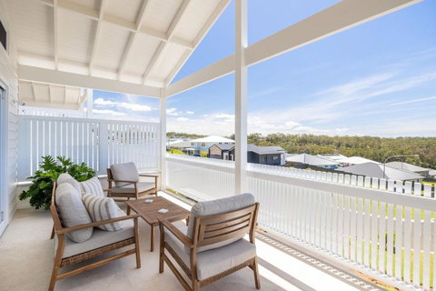 Igloo - Whole House - Hervey Bay Accommodation 0