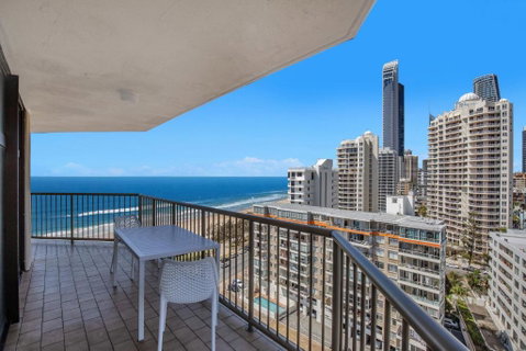 Imperial Surf Private Apartment - Hervey Bay Accommodation 1