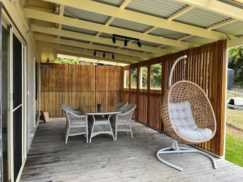 Impression Bay Lodge - Waterfront Property - Hervey Bay Accommodation 1