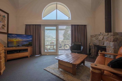 Inala 2 - Hervey Bay Accommodation 0