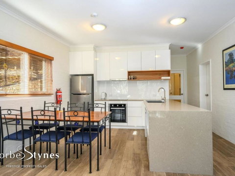 Inala 5 - Hervey Bay Accommodation 1