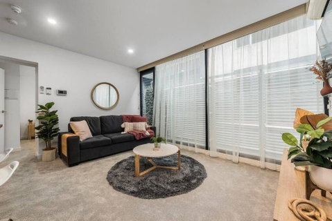 Incredible Inkerman - Hervey Bay Accommodation 0