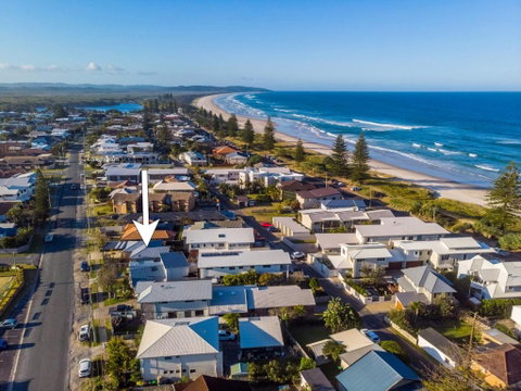 Indah - Lennox Head - Hervey Bay Accommodation 0