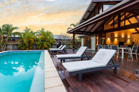 Indah Port Douglas - Hervey Bay Accommodation 3
