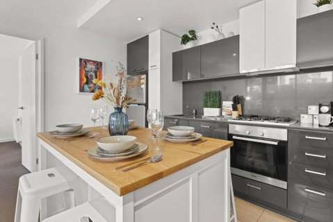 Ink Echelon Escape - Hervey Bay Accommodation 0