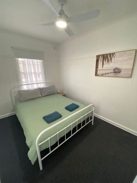Inner Beauty Near Hosp 3BR Ample Parking W Wifi - Tourism Hervey Bay 1