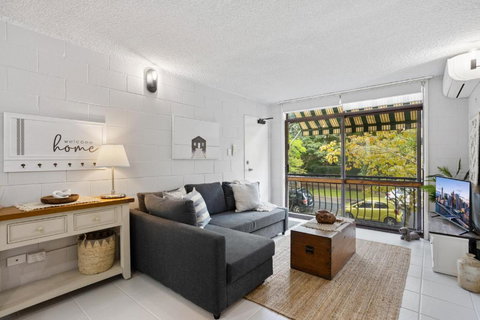 Inner City Apartment Living In Quiet Location - Hervey Bay Accommodation 0