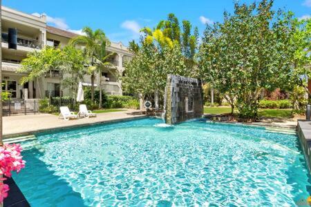 Inner City Cairns Vacation Unit - Tourism Hervey Bay 3