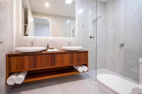 Incredible Views, Open Spaces, Holiday Villa Townsville - Hervey Bay Accommodation 3