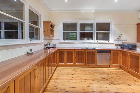 Hopkins River Homestead - Hervey Bay Accommodation 3
