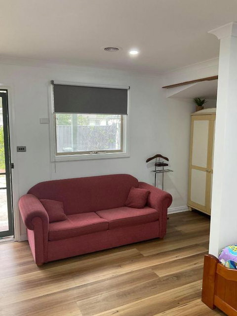 Hughesdale Private Studio - Tourism Hervey Bay 0