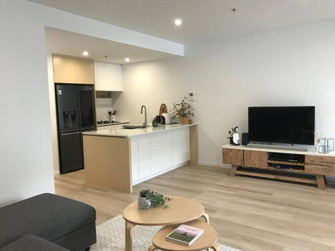 In The Heart Of Port Melbourne - Hervey Bay Accommodation 2