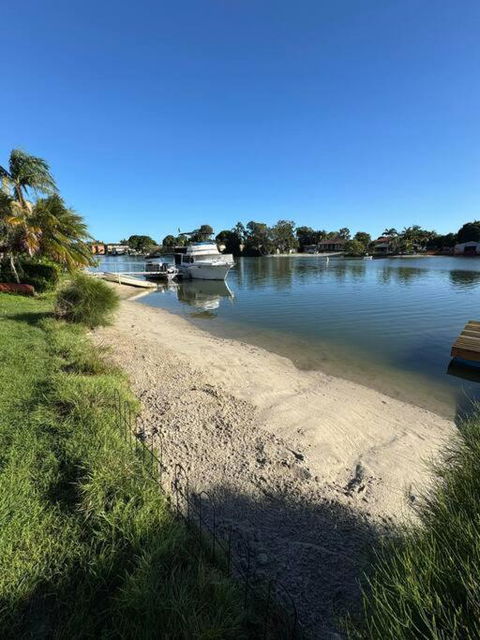 House And Van On The River - Hervey Bay Accommodation 0