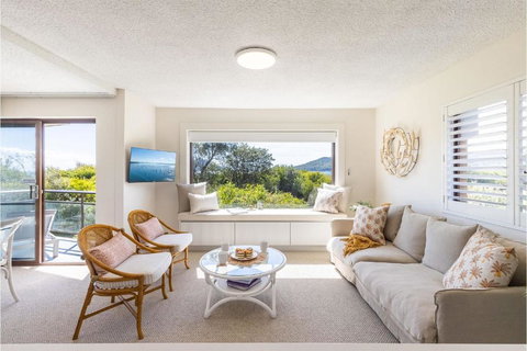 Intrepid 14 Unlimited Magnificent Water Views - Hervey Bay Accommodation 3