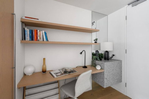 Inner-city Chic Near Markets And Flagstaff Station - Hervey Bay Accommodation 3
