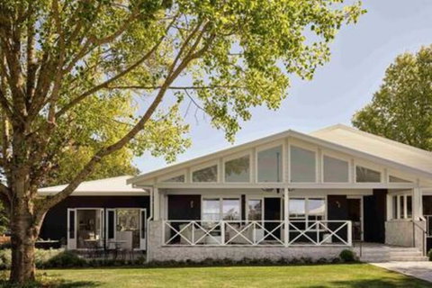 Isca House, Exeter, NSW - Hervey Bay Accommodation 1