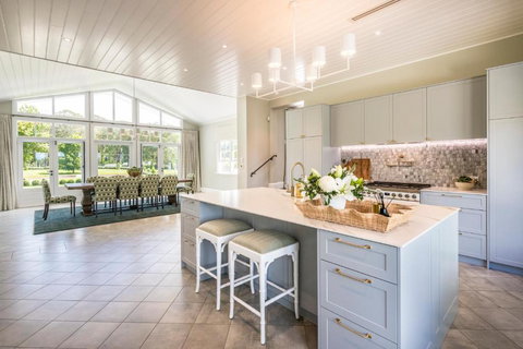 Isca House, Exeter, NSW - Hervey Bay Accommodation 2