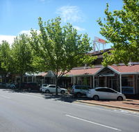 Adelaide Travellers Inn Backpackers Hostel - Hervey Bay Accommodation