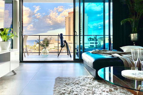 AdriaticBlu Luxe 2 Bed Apartment With Stunning Ocean Views - Hervey Bay Accommodation 0